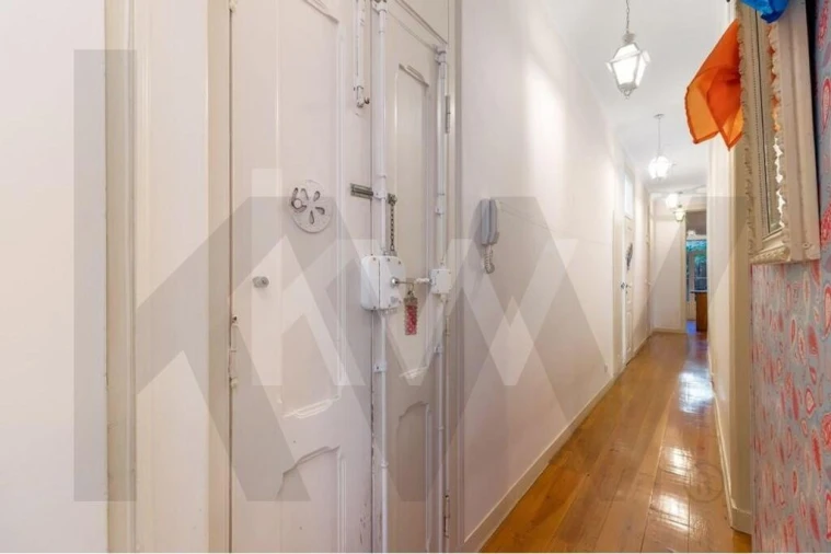 Apartamento T4 para Venda em Campo de Ourique Foto 28