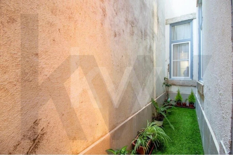 Apartamento T4 para Venda em Campo de Ourique Foto 31