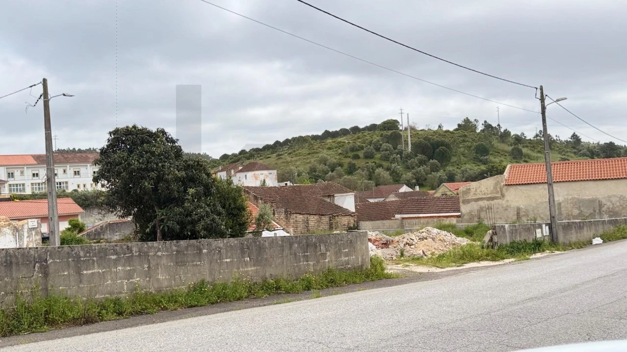Moradia T3 para Venda em Rio Maior Foto 12