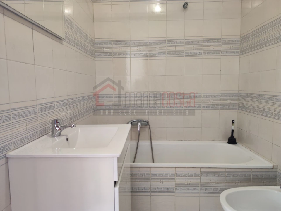 Apartamento T1 para Venda em Peniche Foto 8