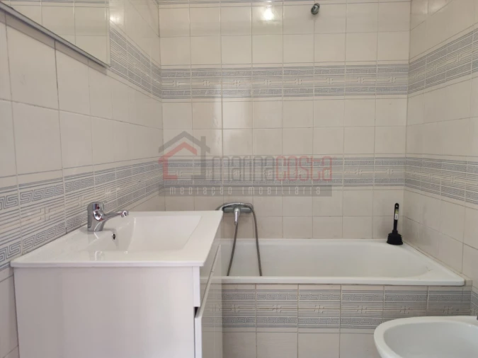 Apartamento T1 para Venda em Peniche Foto 8