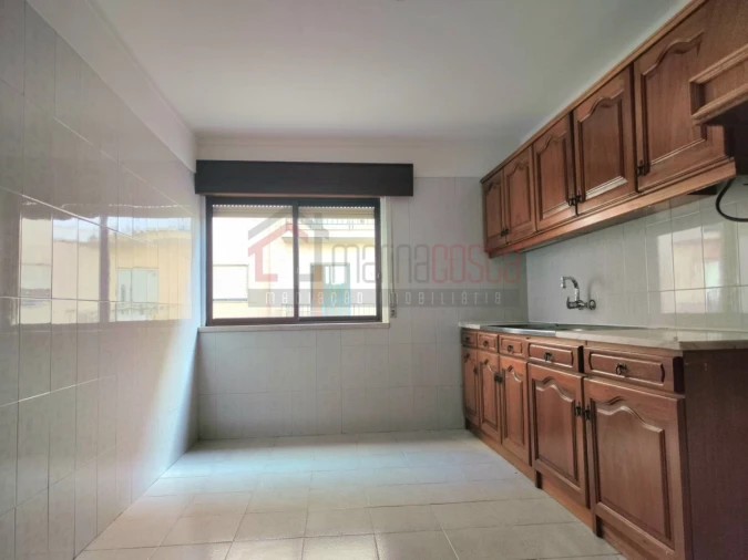 Apartamento T1 para Venda em Peniche Foto 4