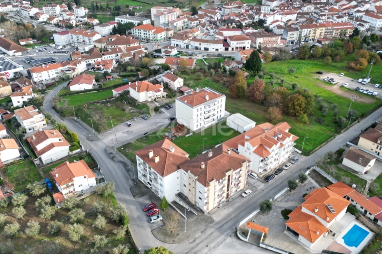 Terreno para Venda em Arganil Foto 11