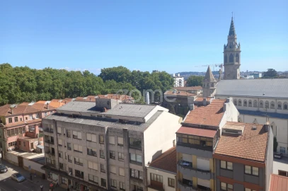 Apartamento T3 para Venda em Paranhos
