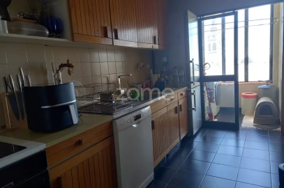 Apartamento T3 para Venda em Paranhos