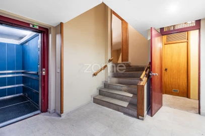 Apartamento T3 para Venda em Paranhos