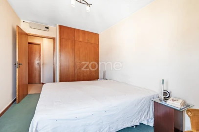 Apartamento T3 para Venda em Paranhos