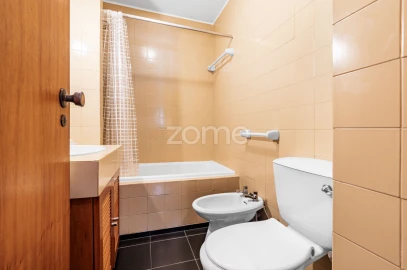 Apartamento T3 para Venda em Paranhos