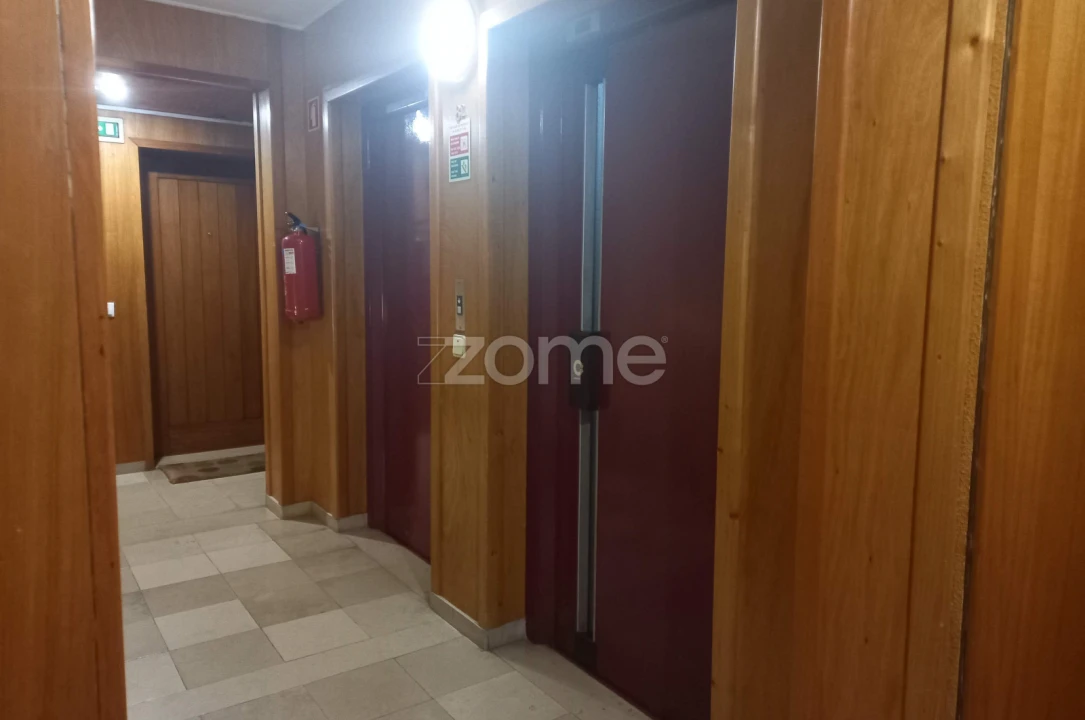 Apartamento T3 para Venda em Paranhos Foto 19