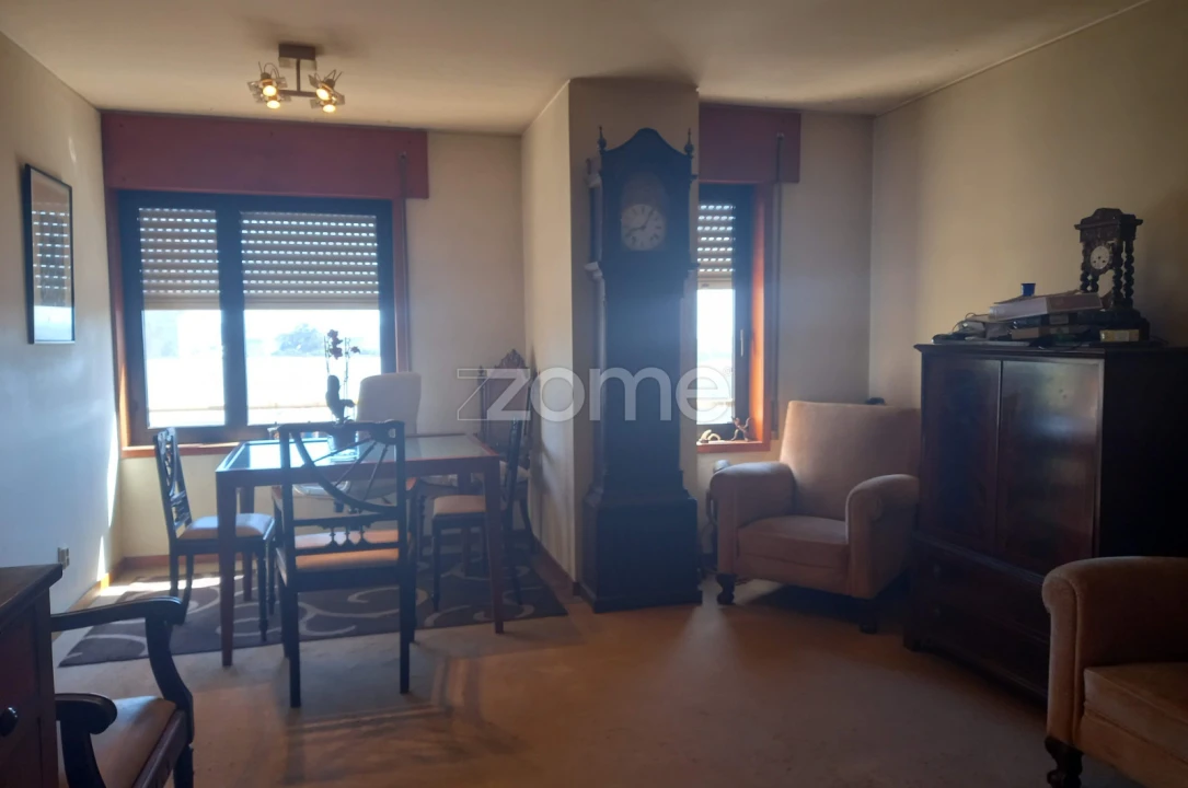 Apartamento T3 para Venda em Paranhos Foto 5