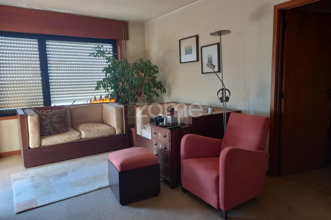 Apartamento T3 para Venda em Paranhos Foto 4