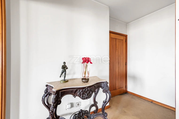 Apartamento T3 para Venda em Paranhos Foto 4