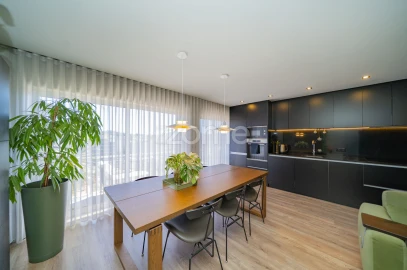 Apartamento T3 para Venda em Real, Dume e Semelhe
