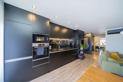Apartamento T3 para Venda em Real, Dume e Semelhe