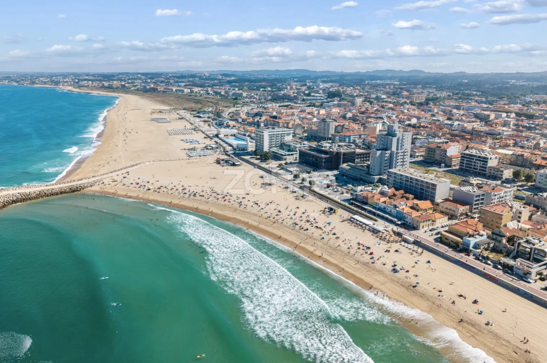 Apartamento T3 para Venda em Espinho Foto 2