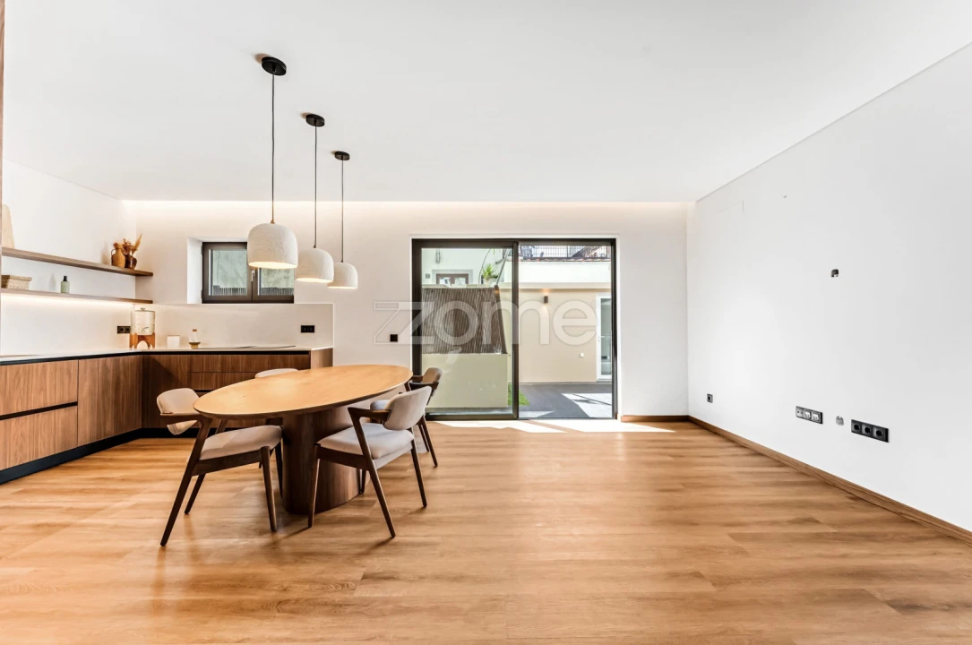 Apartamento T3 para Venda em Espinho Foto 7