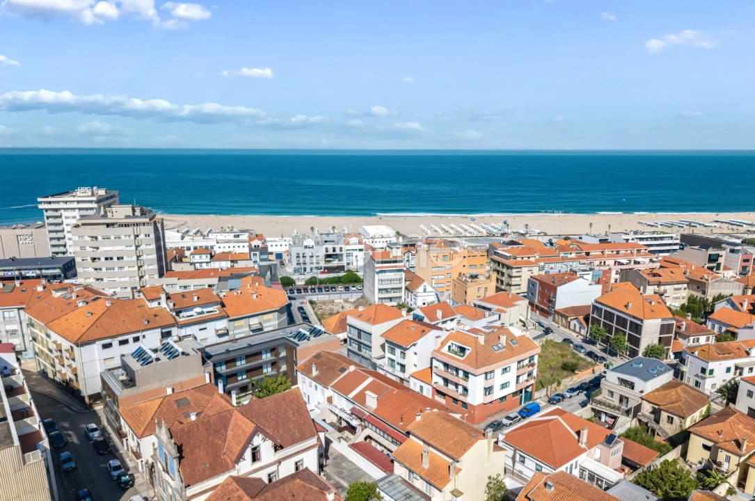 Apartamento T3 para Venda em Espinho Foto 35