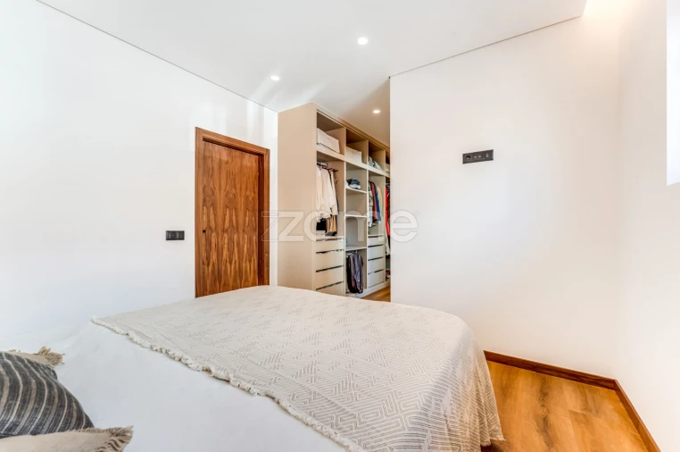 Apartamento T3 para Venda em Espinho Foto 19