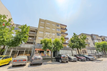Apartamento T3 para Venda em Amares e Figueiredo