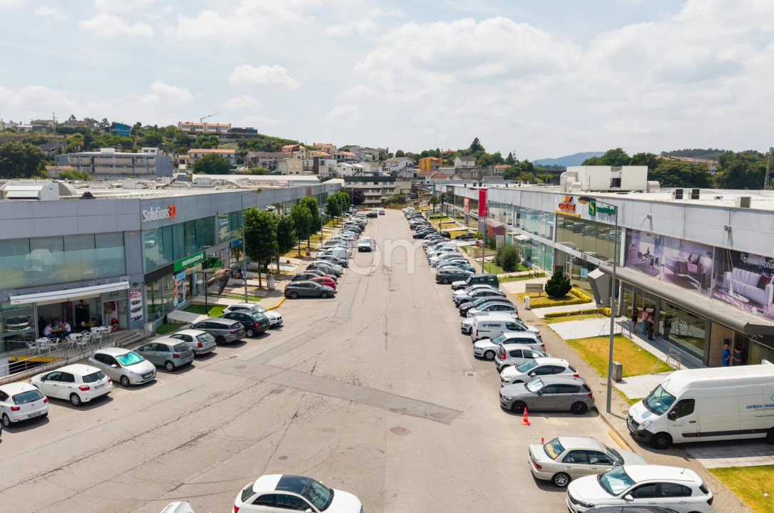 Terreno Comércio / Armazém para Venda em Ferreiros e Gondizalves Foto 31