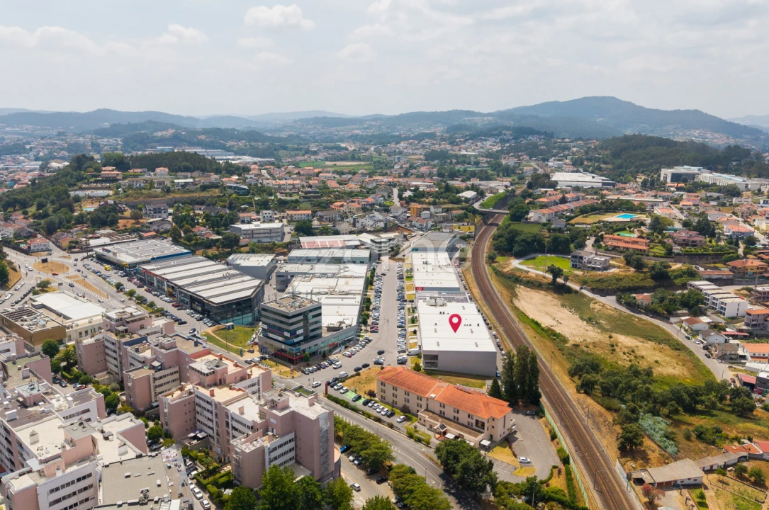 Terreno Comércio / Armazém para Venda em Ferreiros e Gondizalves Foto 3