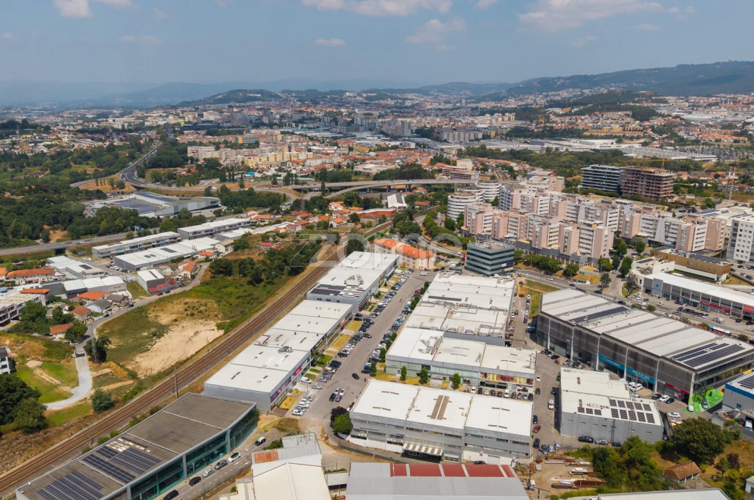 Terreno Comércio / Armazém para Venda em Ferreiros e Gondizalves Foto 21