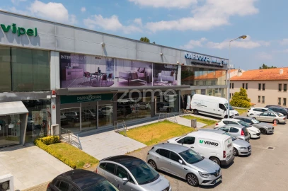 Terreno Comércio / Armazém para Venda em Ferreiros e Gondizalves
