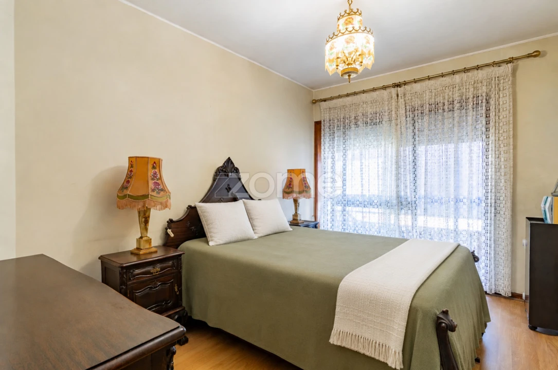 Apartamento T4 para Venda em Bonfim Foto 31