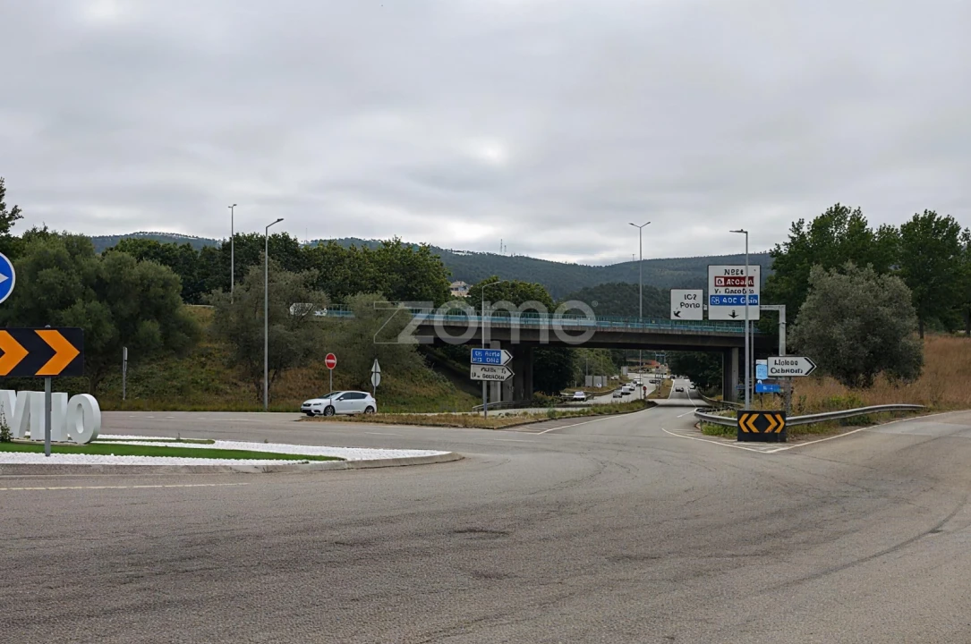 Terreno para Venda em Nogueira do Cravo e Pindelo Foto 10