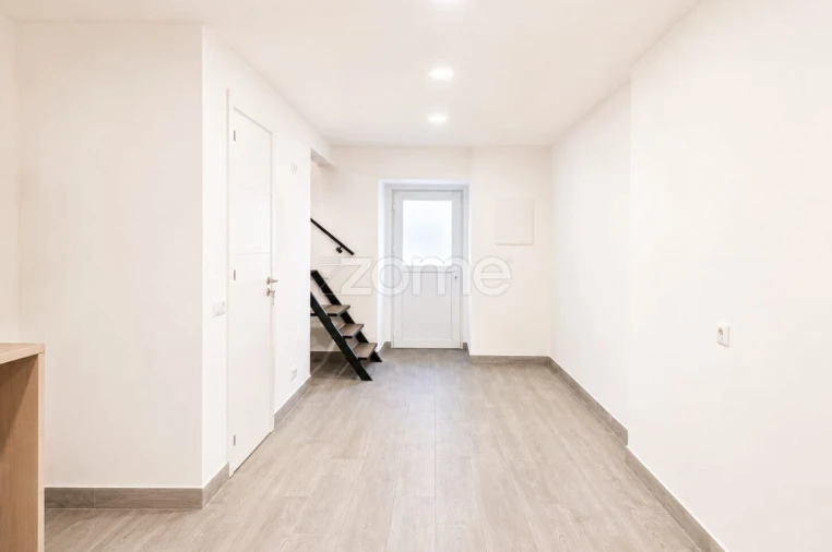 Moradia T2 para Venda em Abrigada e Cabanas de Torres Foto 5