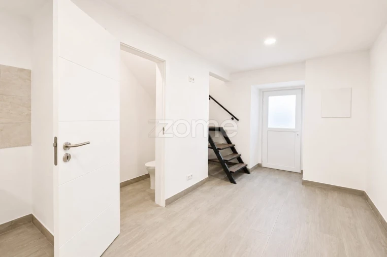 Moradia T2 para Venda em Abrigada e Cabanas de Torres Foto 6
