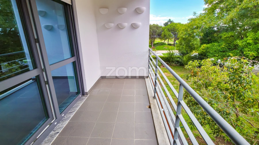 Apartamento T3 para Arrendamento em Parque das Nações