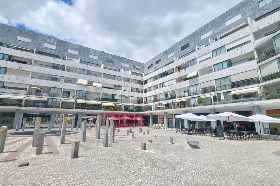 Apartamento T3 para Arrendamento em Parque das Nações Foto 24