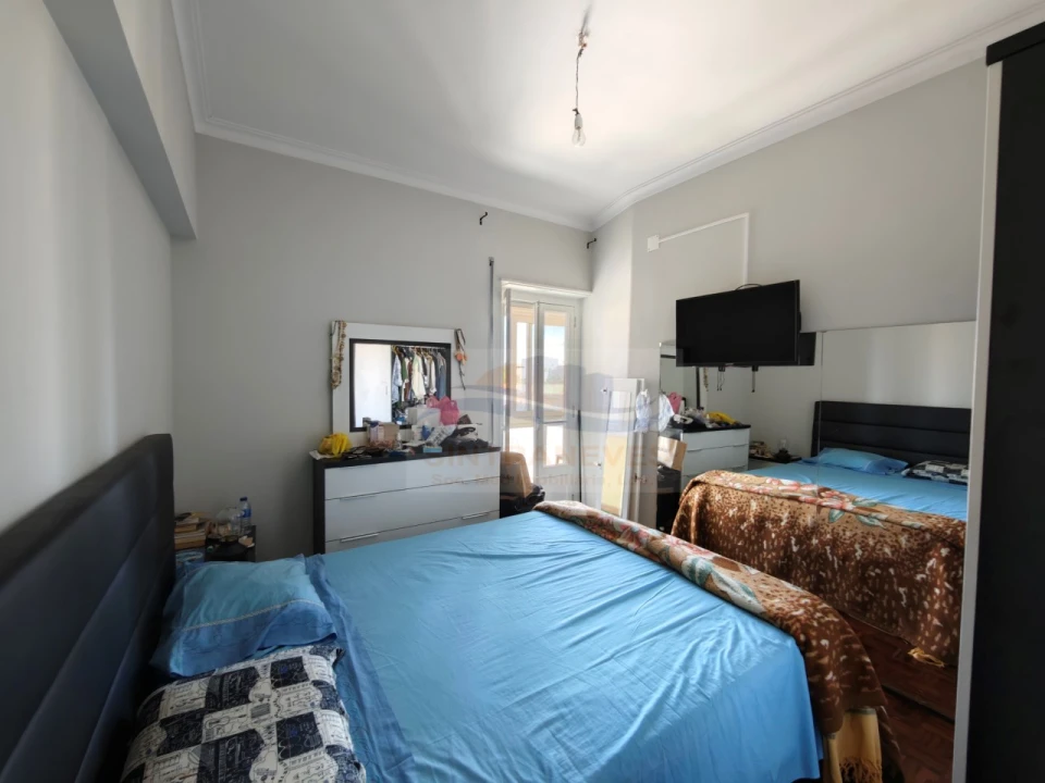 Apartamento T1 para Venda em Águas Livres Foto 7