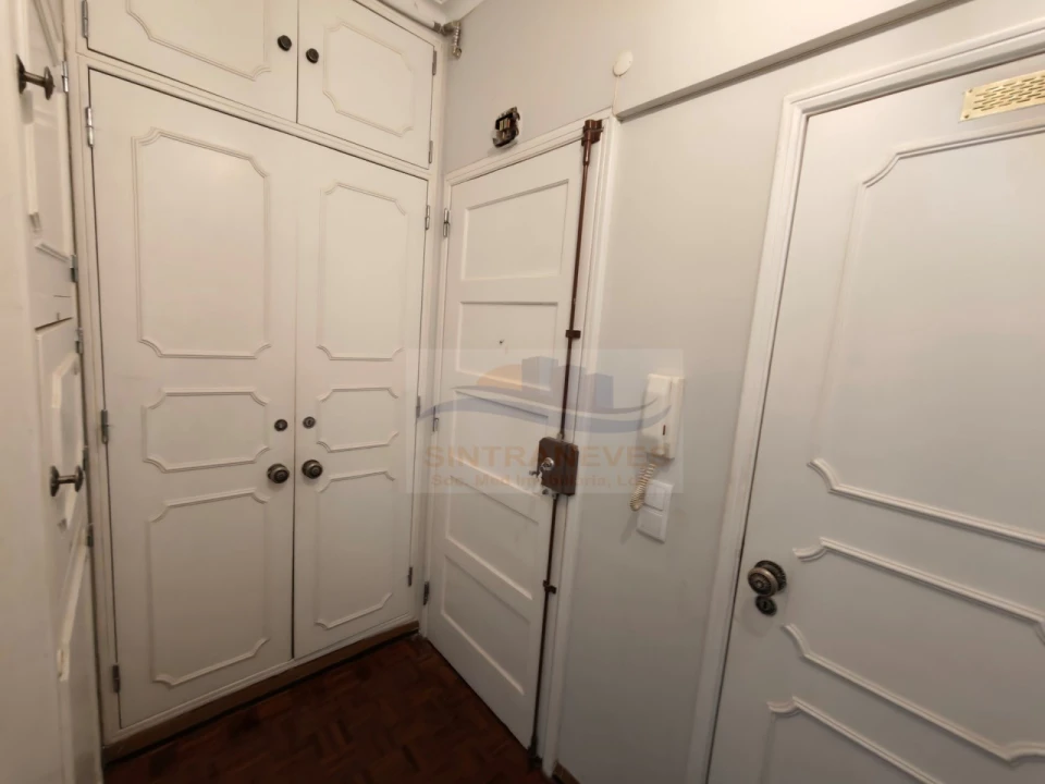 Apartamento T1 para Venda em Águas Livres Foto 11