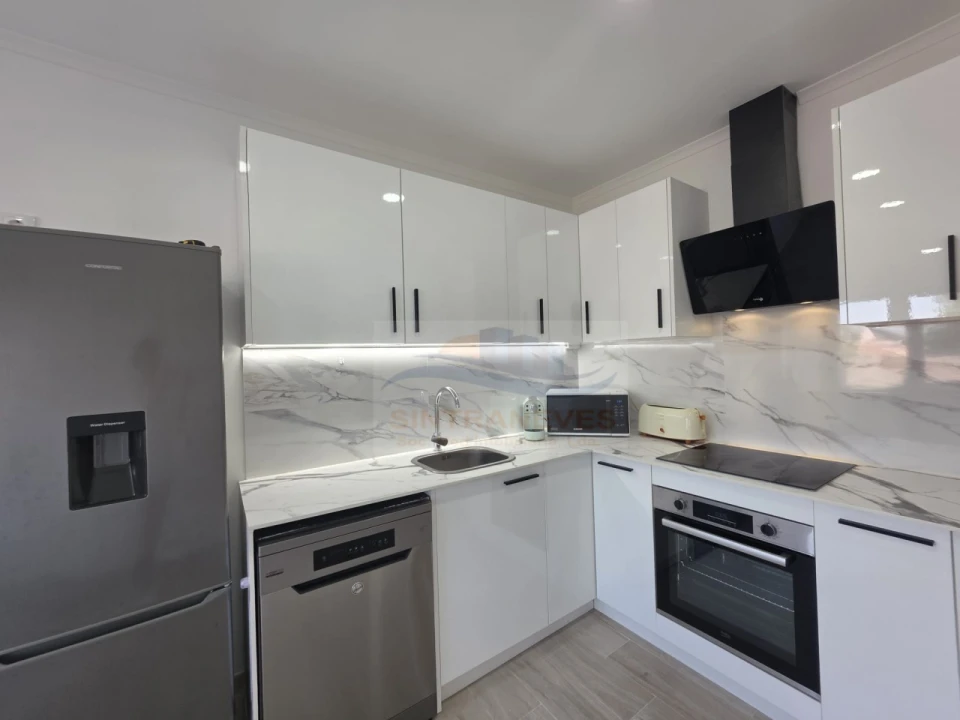 Apartamento T3 para Venda em Águas Livres Foto 1