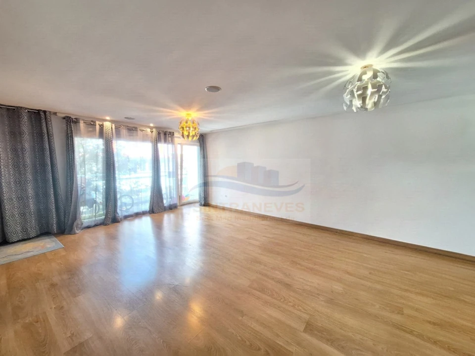 Apartamento T2 para Venda em Venteira Foto 1