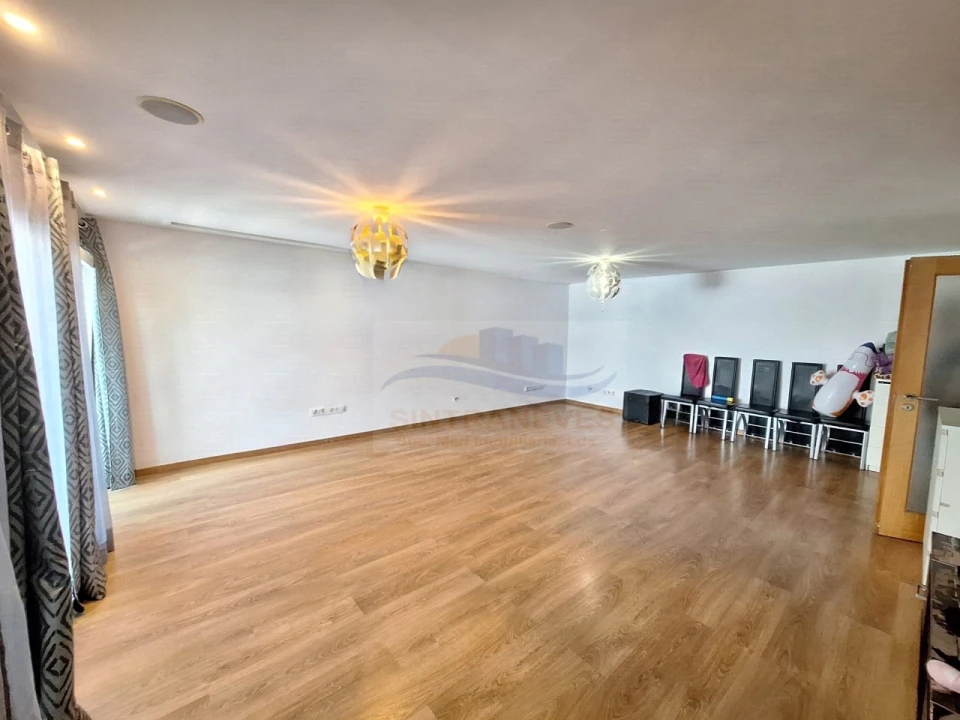 Apartamento T2 para Venda em Venteira Foto 5