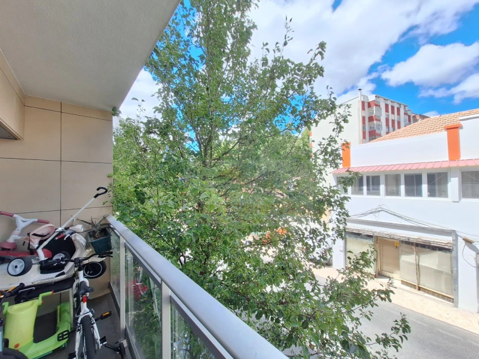 Apartamento T2 para Venda em Venteira Foto 29