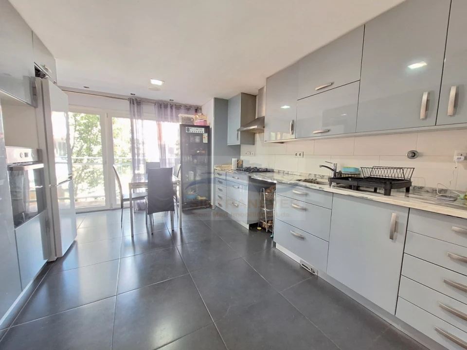 Apartamento T2 para Venda em Venteira Foto 4