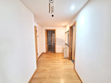 Apartamento T2 para Venda em Venteira