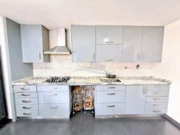 Apartamento T2 para Venda em Venteira