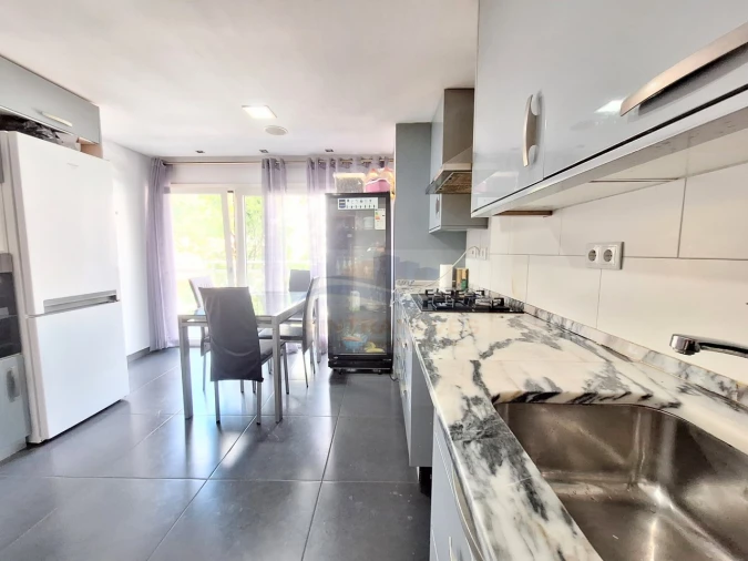 Apartamento T2 para Venda em Venteira Foto 6