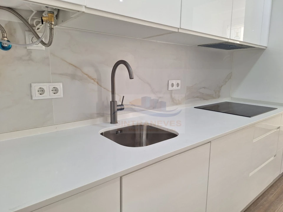 Apartamento T2 para Venda em Falagueira-Venda Nova Foto 7