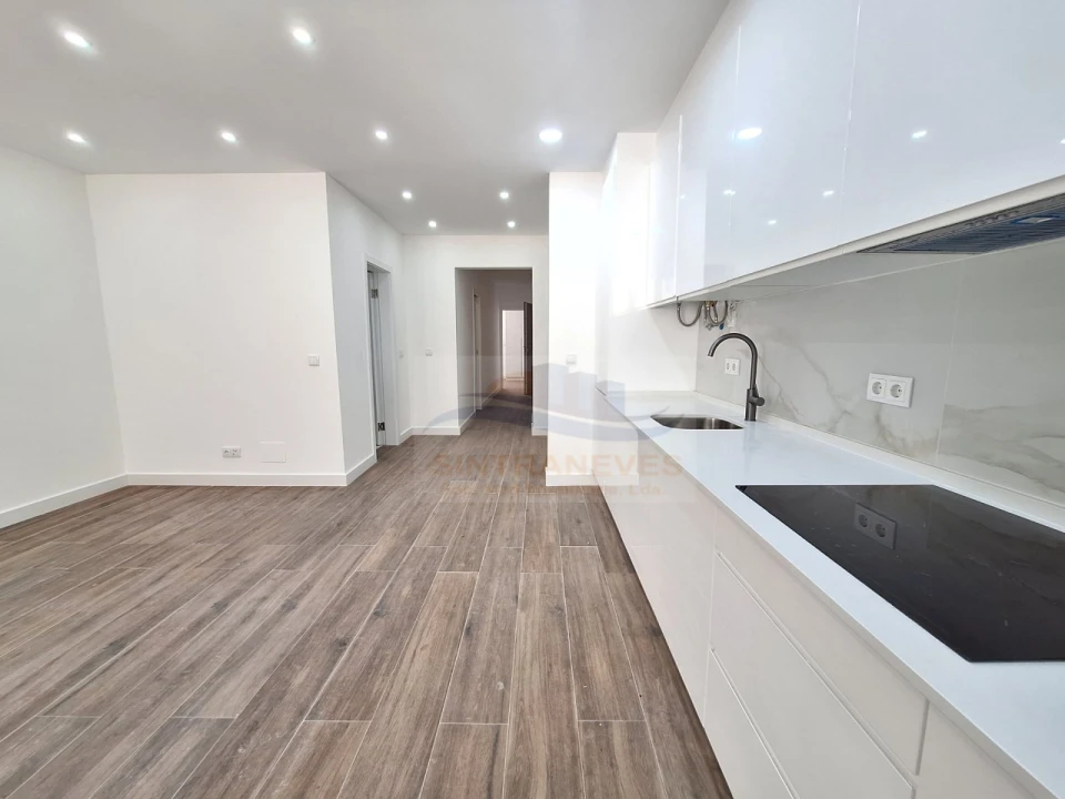Apartamento T2 para Venda em Falagueira-Venda Nova Foto 9