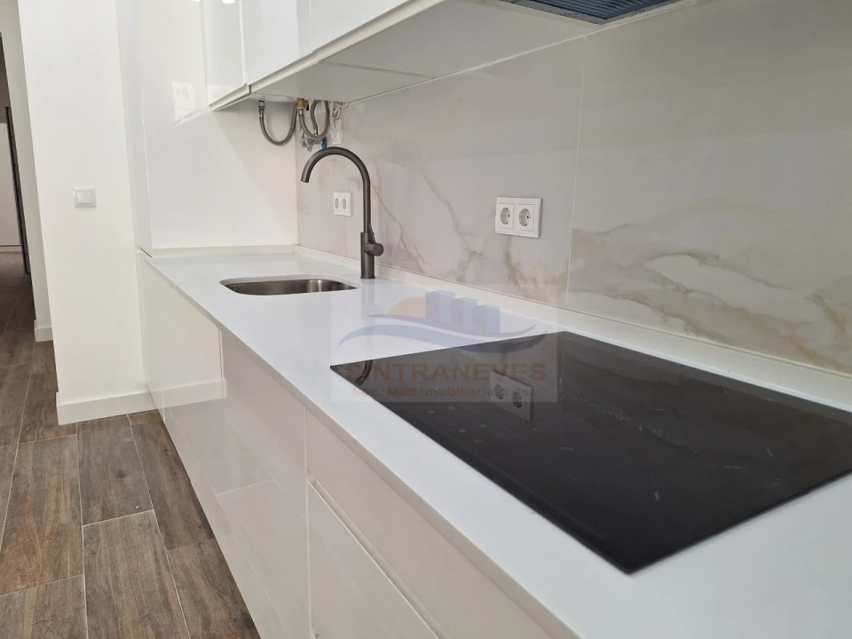 Apartamento T2 para Venda em Falagueira-Venda Nova Foto 10