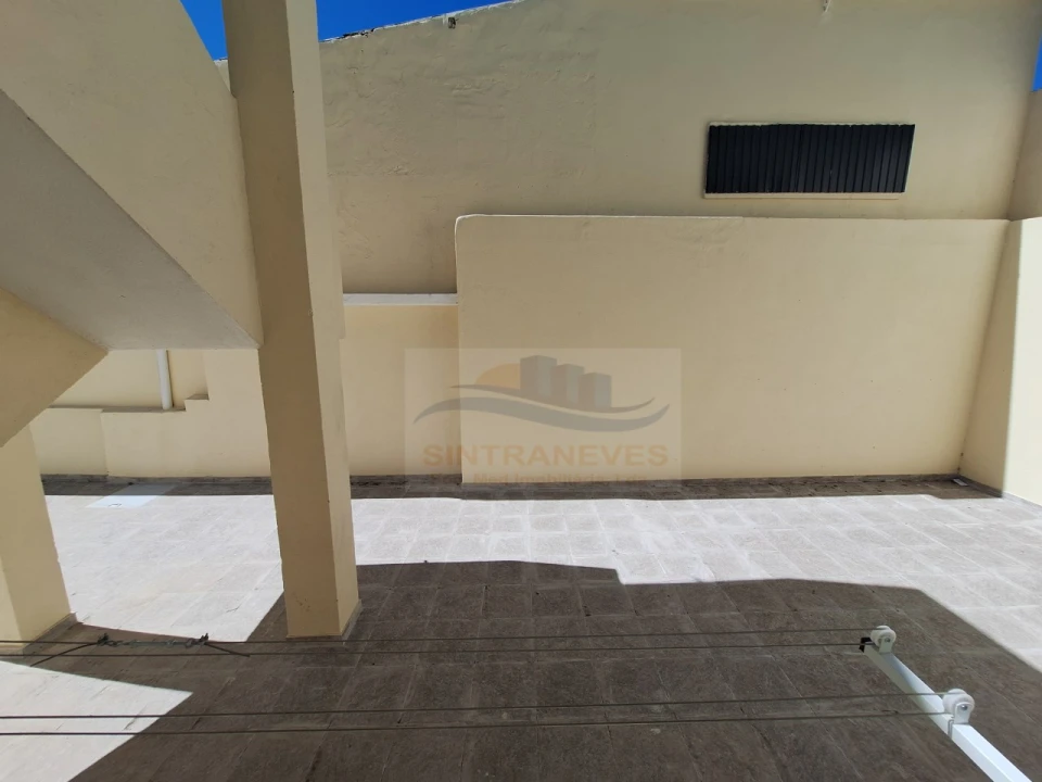 Apartamento T2 para Venda em Falagueira-Venda Nova Foto 27
