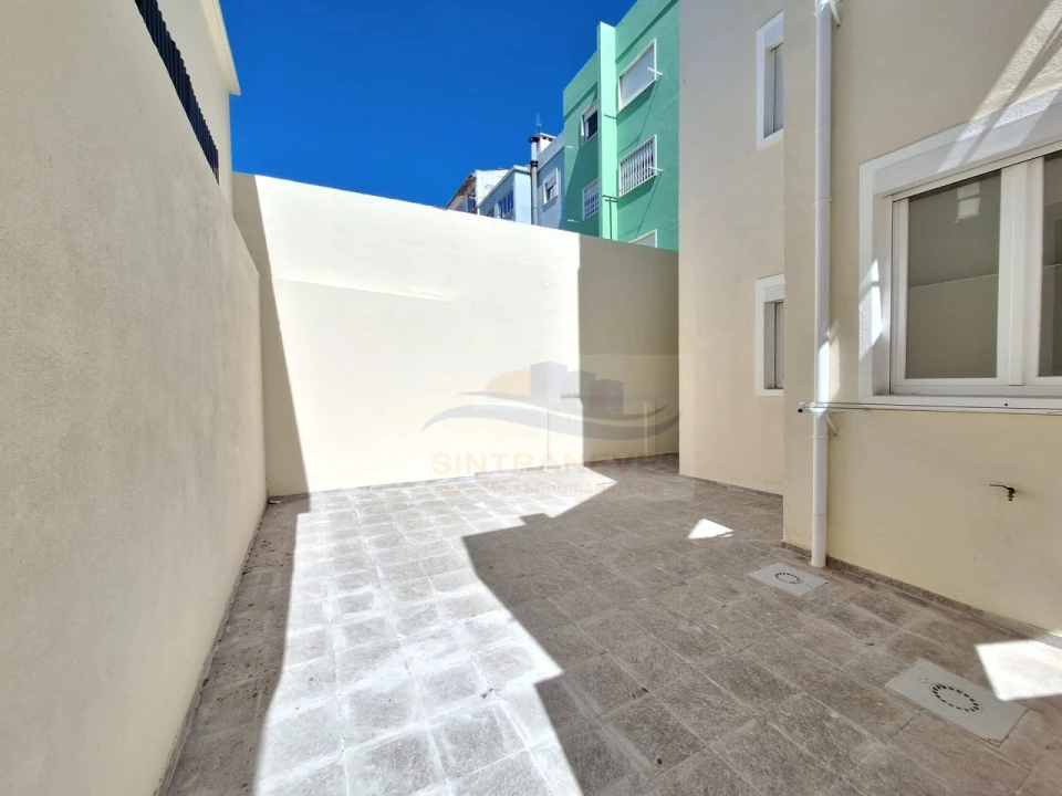Apartamento T2 para Venda em Falagueira-Venda Nova Foto 29