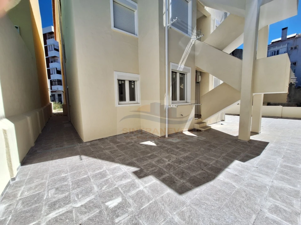 Apartamento T2 para Venda em Falagueira-Venda Nova Foto 32