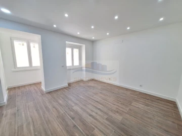 Apartamento T2 para Venda em Falagueira-Venda Nova